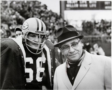 BAY, WI - CIRCA 1960's: Linebacker Ray Nitschke of the Green Bay